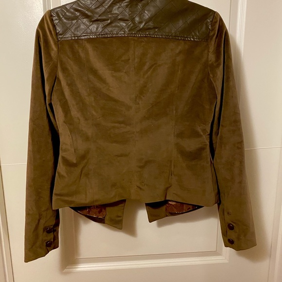 Jacket - Picture 2 of 4